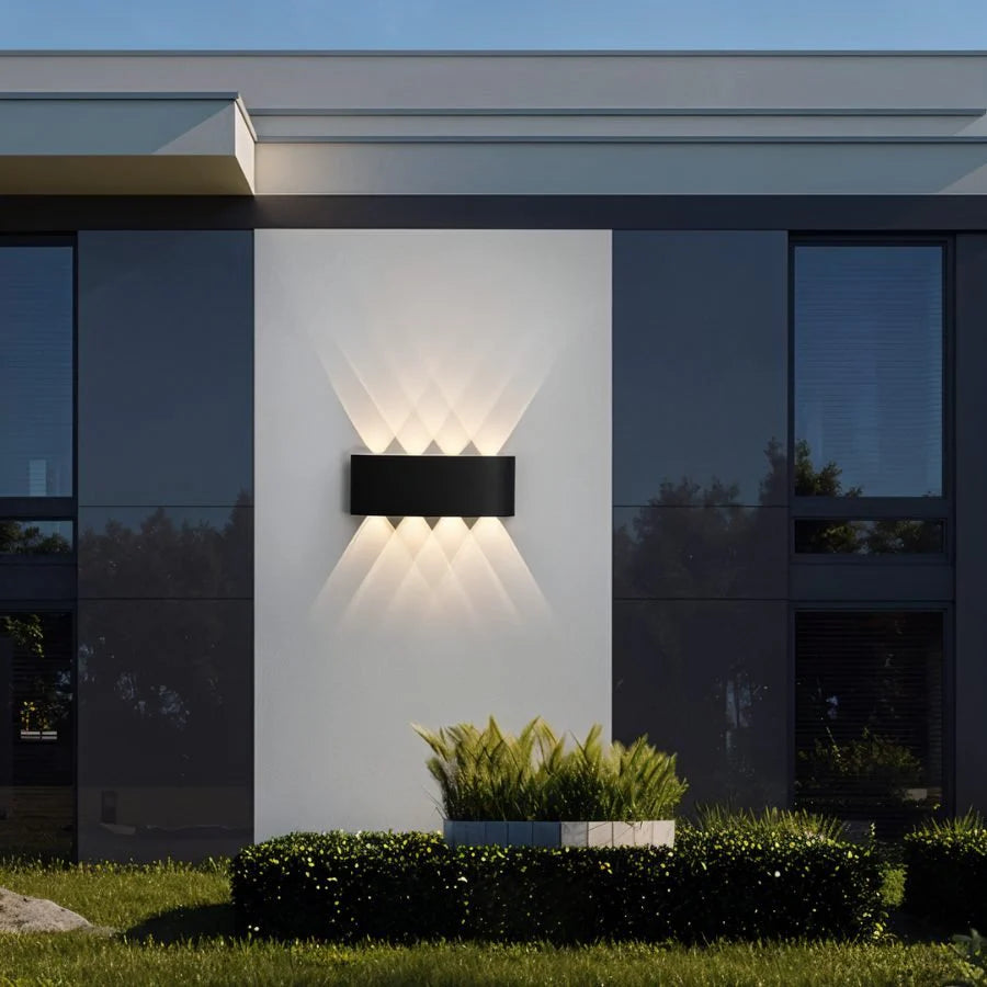 Elegant Aluminum Wall Sconce